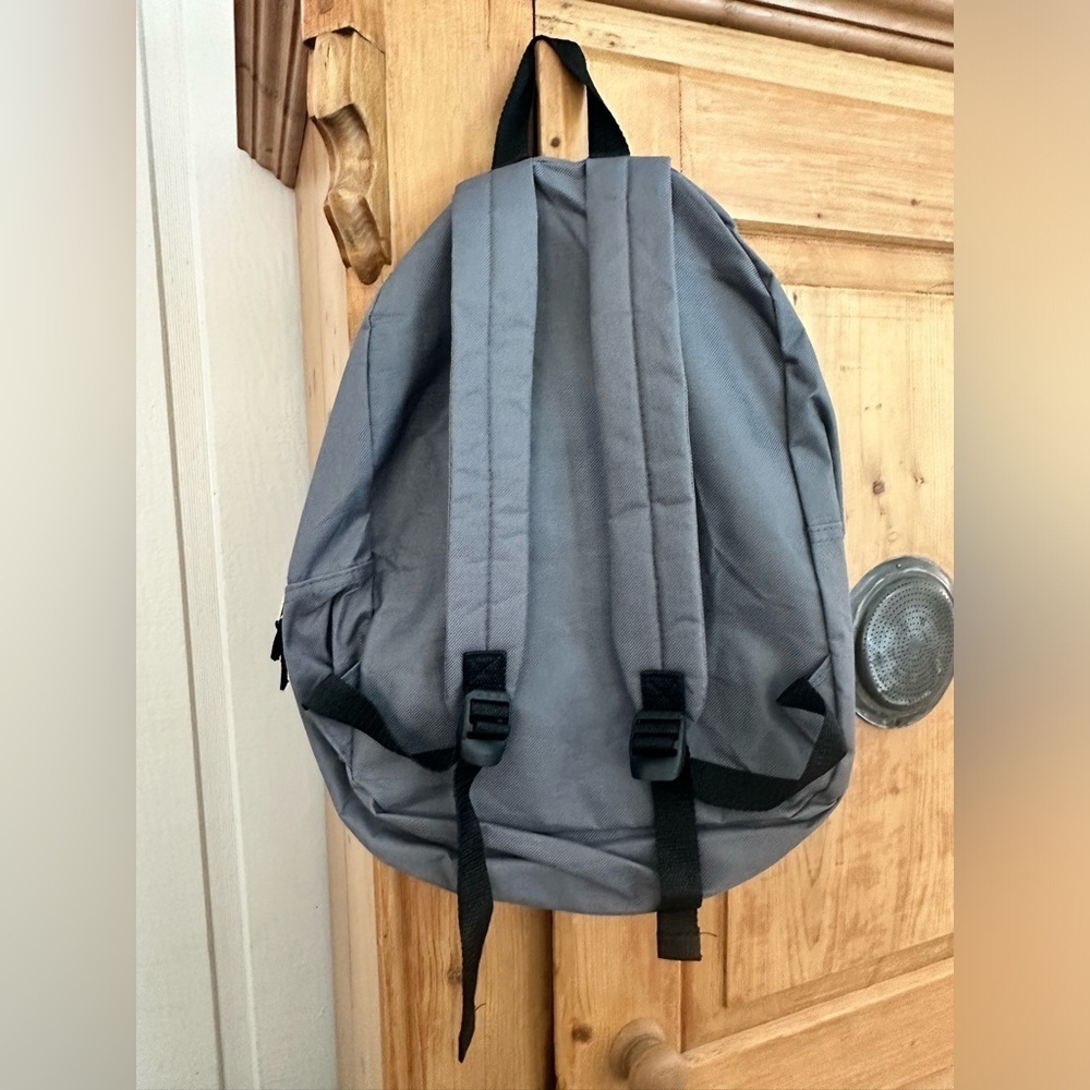 Trailmaker Equipment Gray Backpack - Extremely Li… - image 3